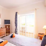 Manihi - Moradia Elegante Com Bbq E Piscina Aquecivel - Villa Albufeira