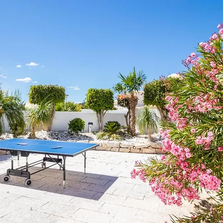 Manihi - Moradia Elegante Com Bbq E Piscina Aquecivel - *